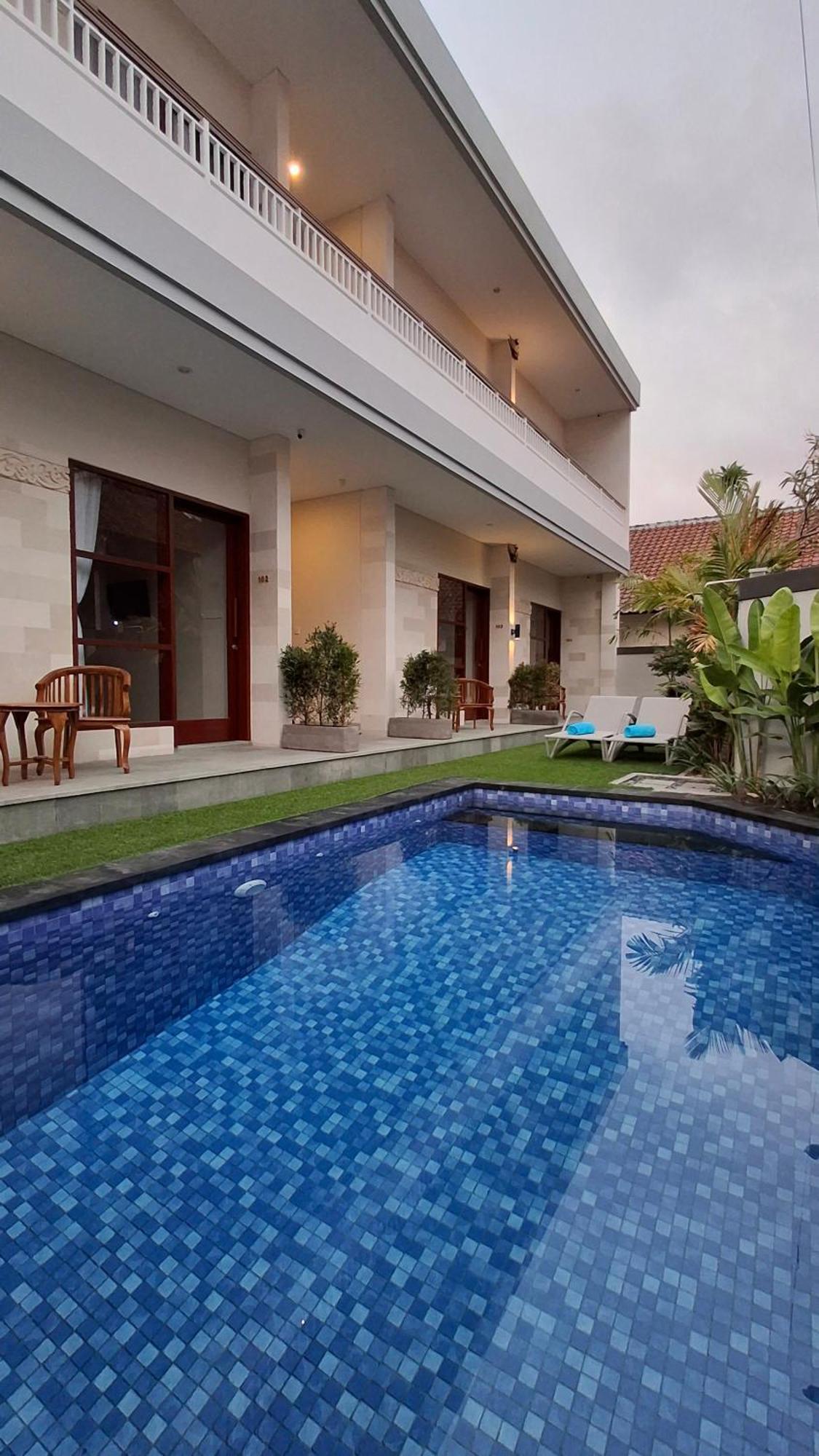 Kutus Bali Guesthouse 발리 사누르 외부 사진