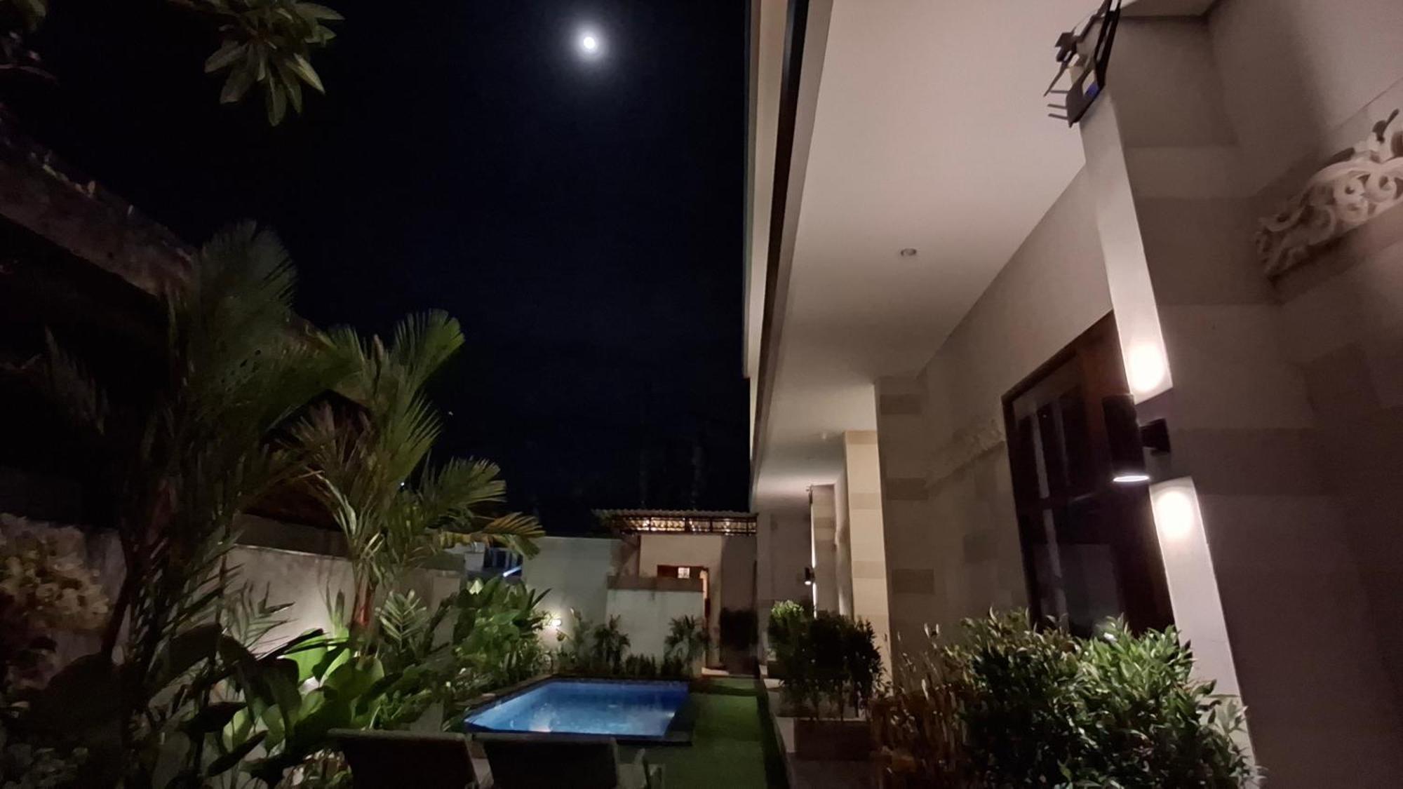 Kutus Bali Guesthouse 발리 사누르 외부 사진